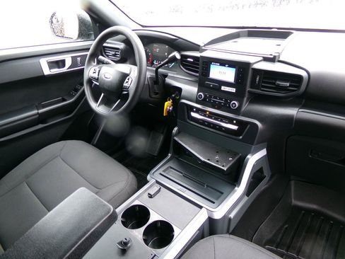 Used 2022 Ford Explorer 4WD Police Interceptor image 32