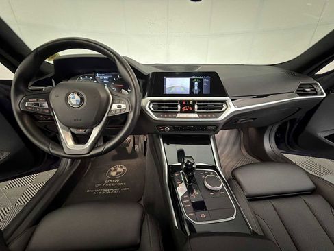 Used 2022 BMW 230i Coupe w/ Convenience Package RWD image 15
