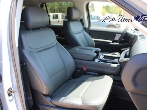 New 2027 Ford Expedition Max Active RWD image 6