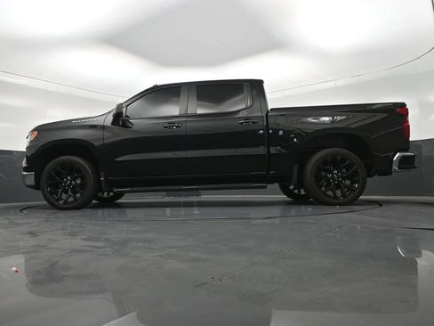 Used 2024 Chevrolet Silverado 1500 LT AWD/4WD image 25