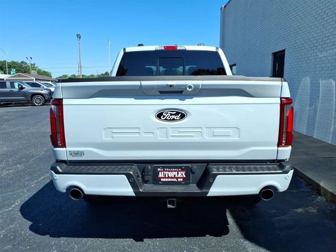 Used 2025 Ford F150 Lariat w/ Equipment Group 501A Mid AWD/4WD image 4