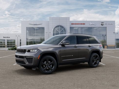 New 2026 Jeep Grand Cherokee Limited w/ Limited Altitude Package AWD/4WD image 2