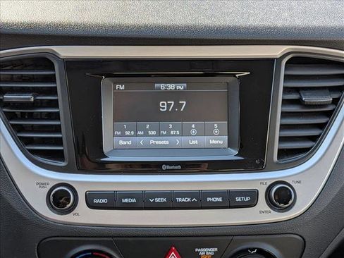 Used 2022 Hyundai Accent SE FWD image 14