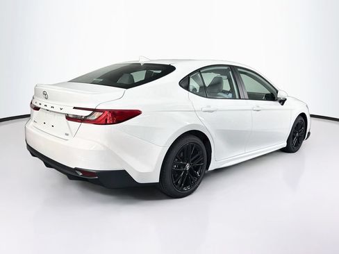 New 2026 Toyota Camry SE FWD image 7