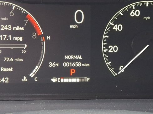 Certified 2024 Honda Ridgeline Sport image 20