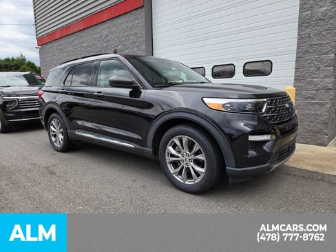 Used 2023 Ford Explorer XLT w/ Equipment Group 202A RWD image 28