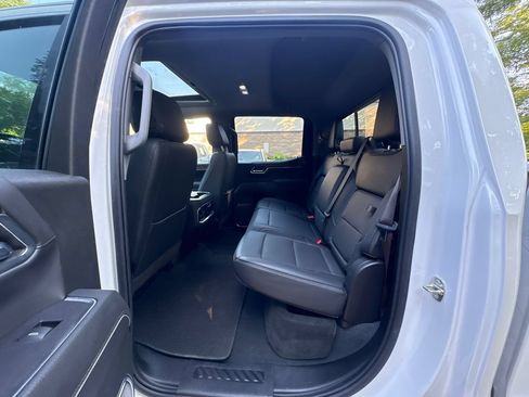 Used 2023 GMC Sierra 1500 Denali AWD/4WD image 32