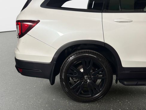 Used 2021 Honda Pilot Elite image 18