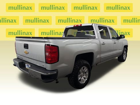 Used 2018 Chevrolet Silverado 1500 LT RWD image 3