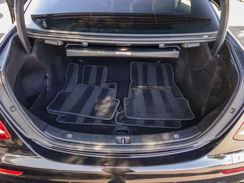 Used 2019 Mercedes-Benz E 300 image 26