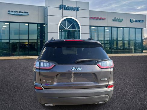 Certified 2022 Jeep Cherokee Latitude Lux AWD/4WD image 3