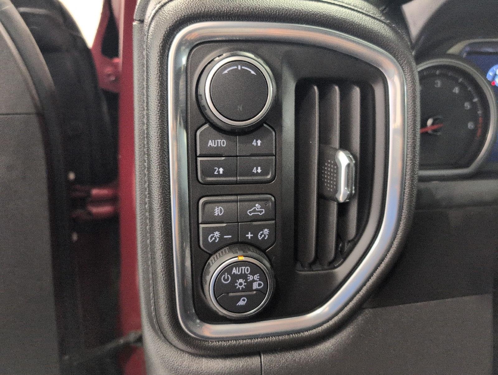 Used 2019 Chevrolet Silverado 1500 High Country AWD/4WD image 10