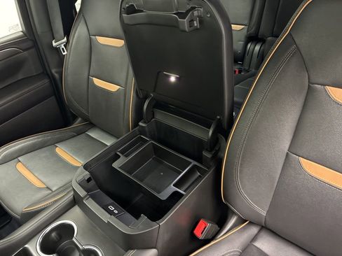 Used 2023 GMC Yukon AT4 image 23