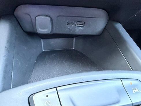 Used 2025 Chevrolet Trax LS FWD image 16