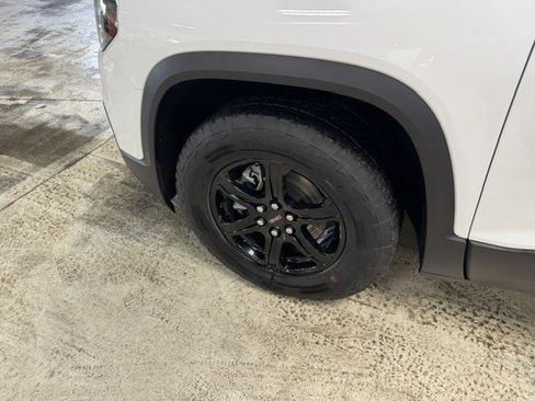 Certified 2023 GMC Acadia AT4 w/ Technology Package AWD/4WD image 10