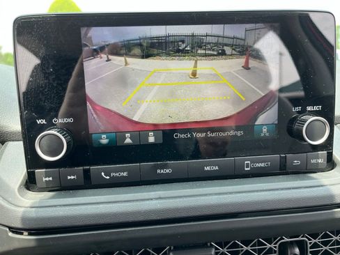 Certified 2025 Honda Accord SE image 22