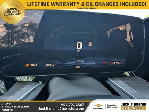New 2026 Chevrolet Suburban Premier AWD/4WD image 33