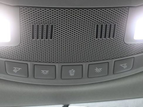 Used 2018 Ford F150 XLT w/ Equipment Group 302A Luxury AWD/4WD image 15