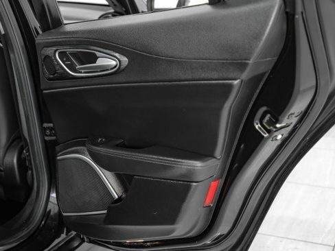 Used 2019 Alfa Romeo Giulia w/ Quick Order Package 22K Sport image 42