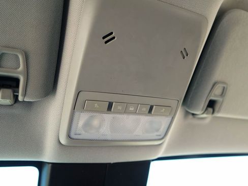 Used 2019 Chevrolet Trax LS image 31