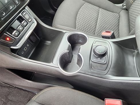 Used 2019 GMC Terrain SLE image 20