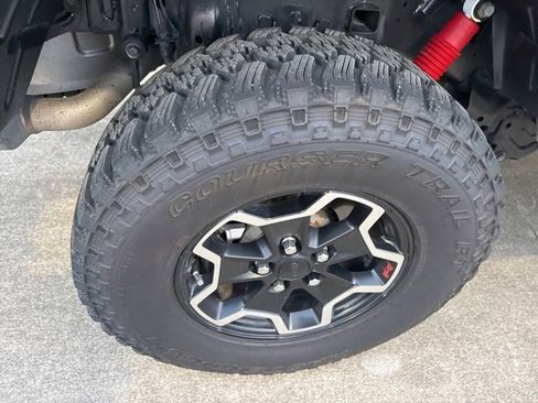 Used 2021 Jeep Gladiator Rubicon image 8