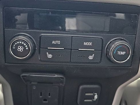 Used 2019 GMC Acadia SLT w/ LPO, Floor Liner Package image 7