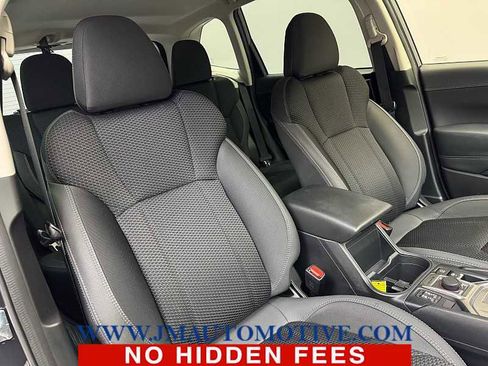 Used 2023 Subaru Forester Premium image 21