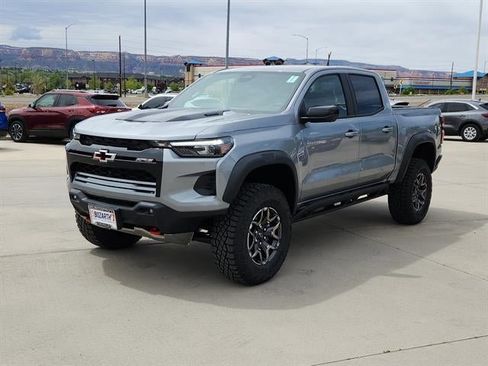 New 2026 Chevrolet Colorado ZR2 w/ Technology Package AWD/4WD image 2