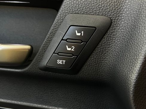 Certified 2025 Toyota 4Runner Limited image 15