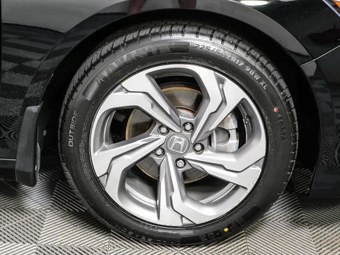 Used 2019 Honda Accord EX image 36