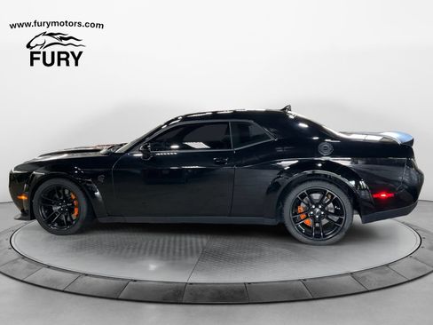 Used 2022 Dodge Challenger SRT Hellcat RWD image 7