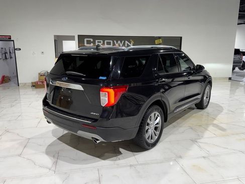 Used 2021 Ford Explorer Limited w/ Equipment Group 301A AWD/4WD image 8
