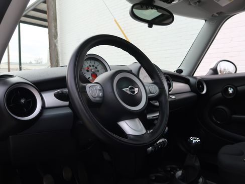 Used 2008 MINI Cooper Hardtop image 25