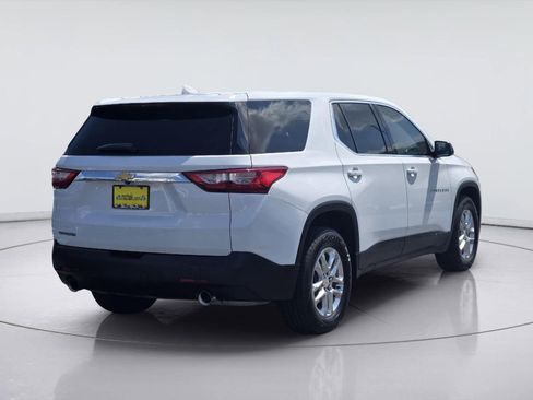 Used 2020 Chevrolet Traverse LS FWD image 8