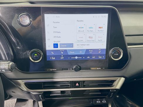 Used 2023 Lexus RX 350 AWD image 18