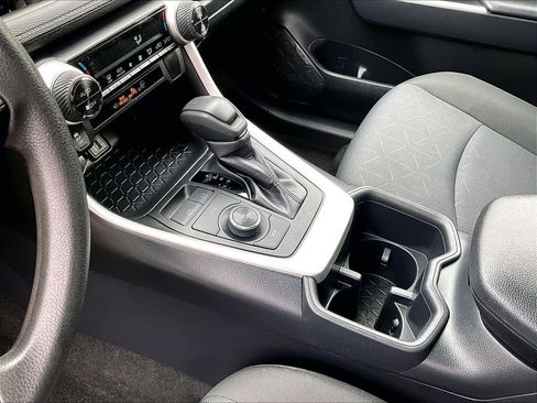 Certified 2025 Toyota RAV4 XLE AWD/4WD image 17