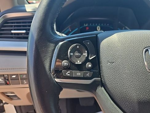 Used 2019 Honda Odyssey Touring image 16