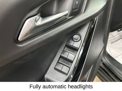 Used 2025 Chevrolet Equinox LT FWD image 35