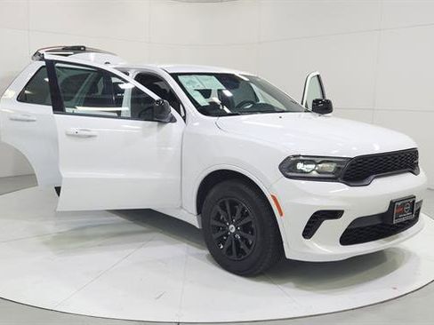 Used 2025 Dodge Durango GT image 9