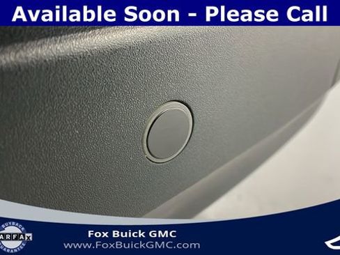 Used 2023 GMC Terrain SLE w/ Driver Convenience Package image 39