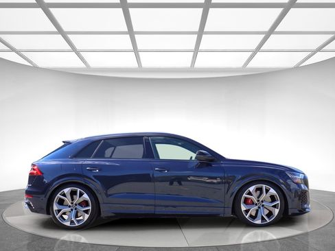 Used 2024 Audi RS Q8 AWD/4WD image 4
