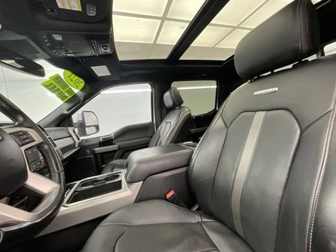 Used 2021 Ford F450 Platinum w/ Camper Package image 4