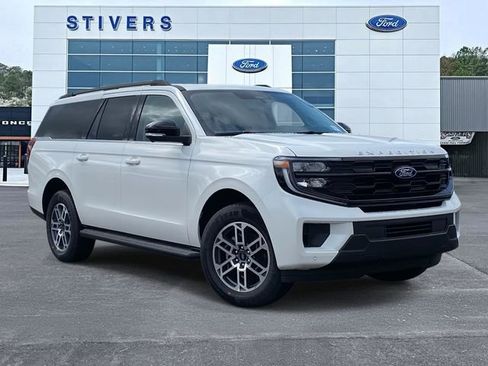 New 2026 Ford Expedition Max Active RWD image 1