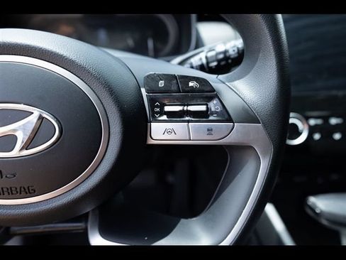 Used 2023 Hyundai Tucson SEL FWD image 11