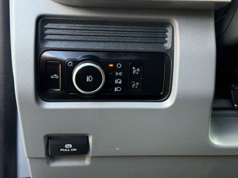 Used 2024 Ford F450 XL w/ XL Chrome Package image 32