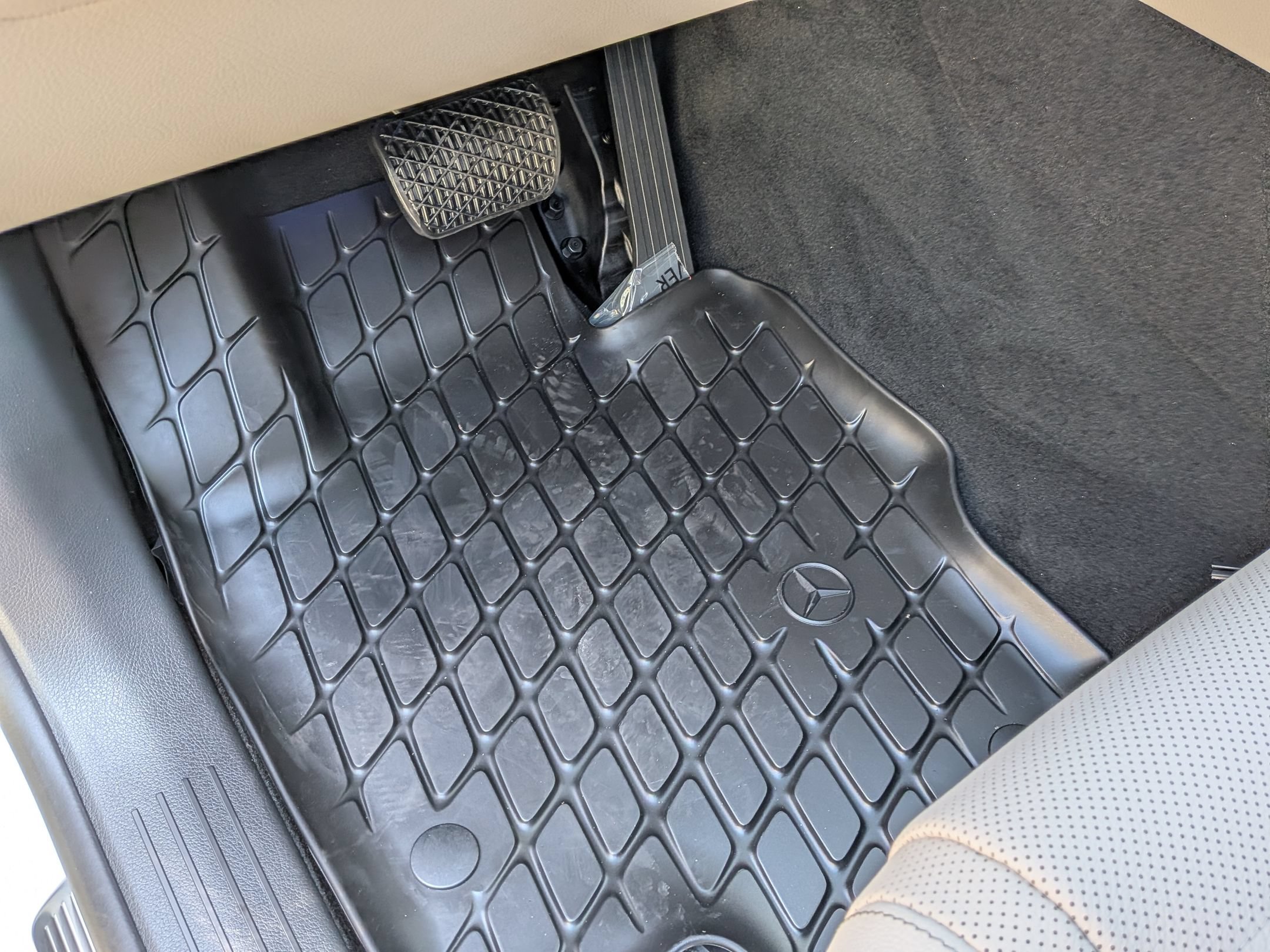 New 2026 Mercedes-Benz GLE 450 4MATIC Coupe image 18