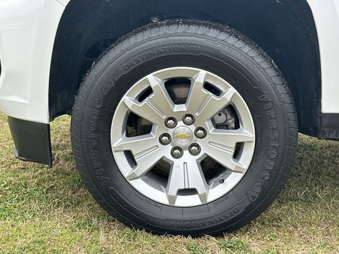 Used 2022 Chevrolet Colorado LT w/ Fleet Safety Package image 11