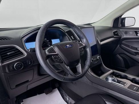 Certified 2022 Ford Edge SEL w/ Convenience Package image 9