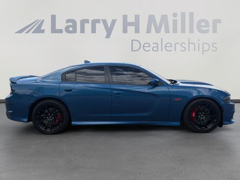 Used 2022 Dodge Charger Scat Pack w/ Dynamics Package RWD image 7